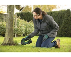 BOSCH Accu Gras- En Buxusschaar AdvancedShear Excl. 18 Li Accu En Lader -Stanley Shop DV 8 10446939 02 4c DE 20210414051656