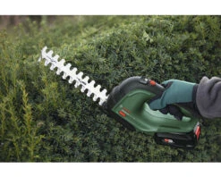 BOSCH Accu Gras- En Buxusschaar AdvancedShear Excl. 18 Li Accu En Lader -Stanley Shop DV 8 10446939 05 4c DE 20210414051656