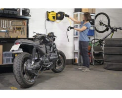 STANLEY Wandcompressor Wall-Tech + Slanghaspel SXCMS15WE -Stanley Shop DV 8 10653222 01 4c NL 20230124121737